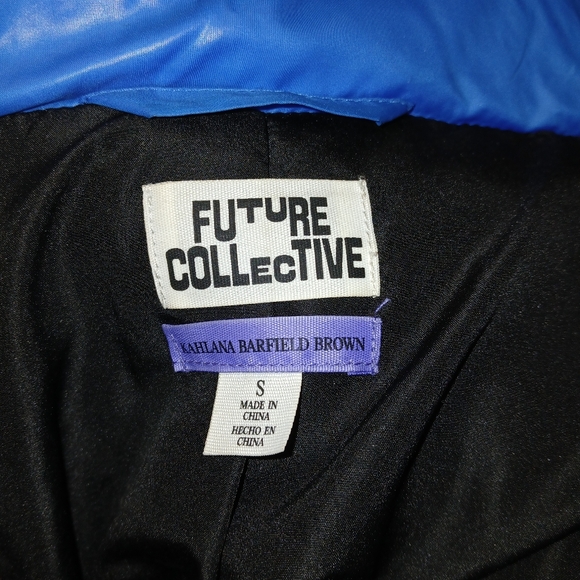 Future Collective with Kahlana Glossy Blue Puffer Jacket Size S - Picture 6 of 6